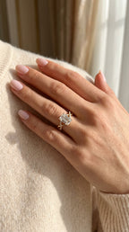 Pure Flow Emerald Ring