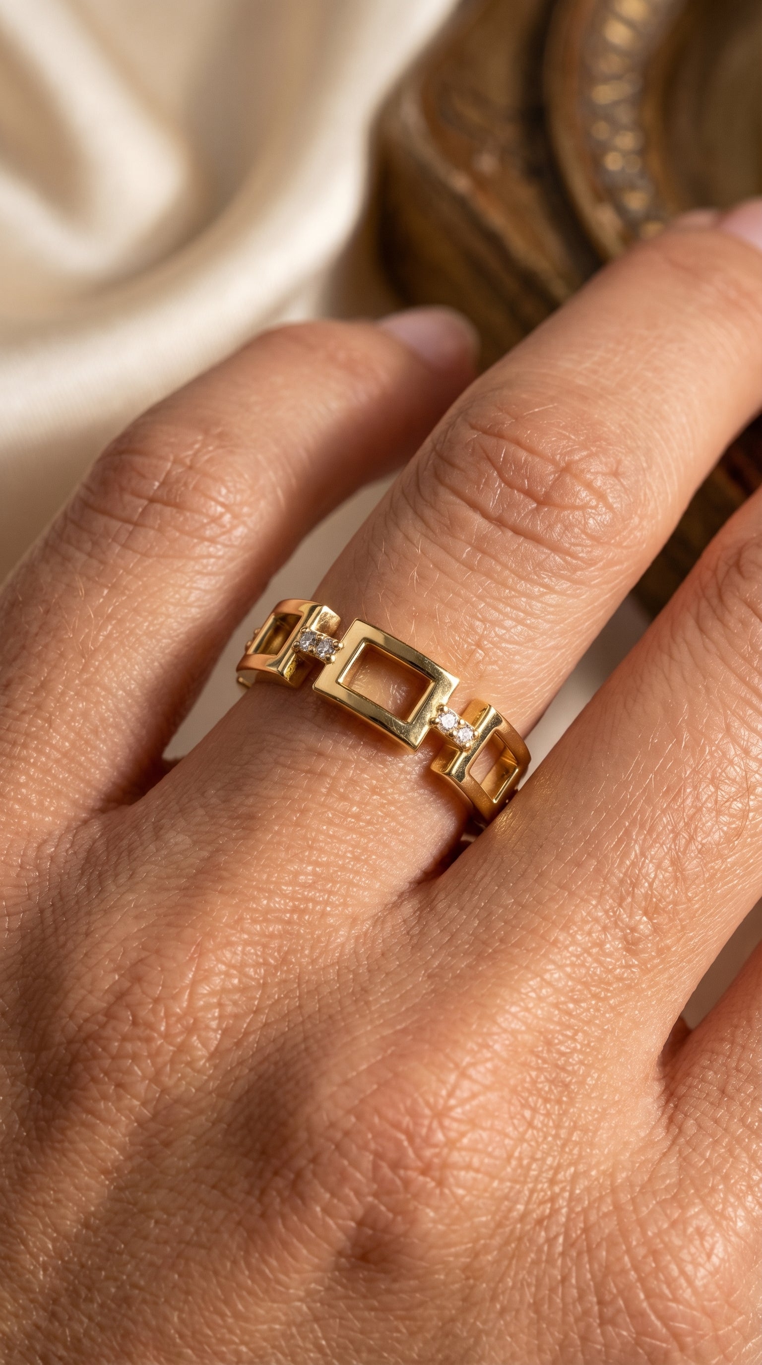 Square Link Dainty Round Diamond Wedding Band