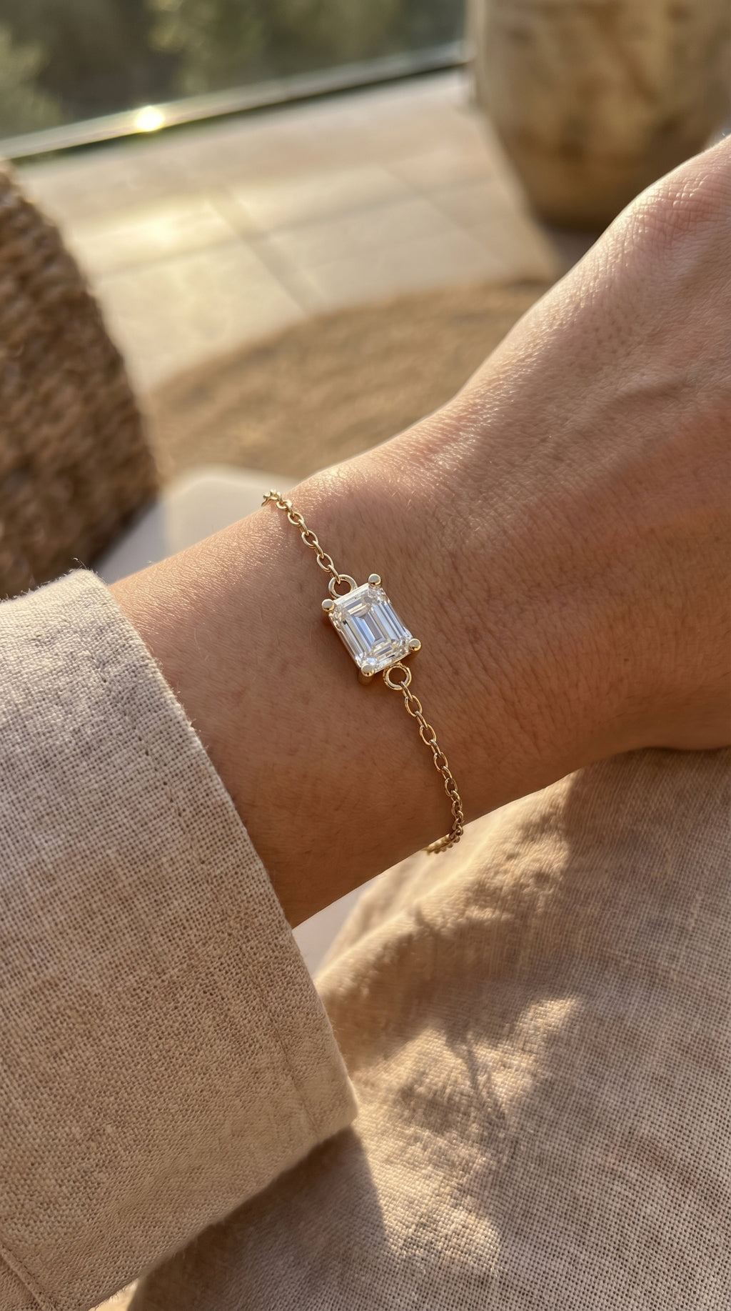 Luminous Emerald Diamond Link Chain Bracelet