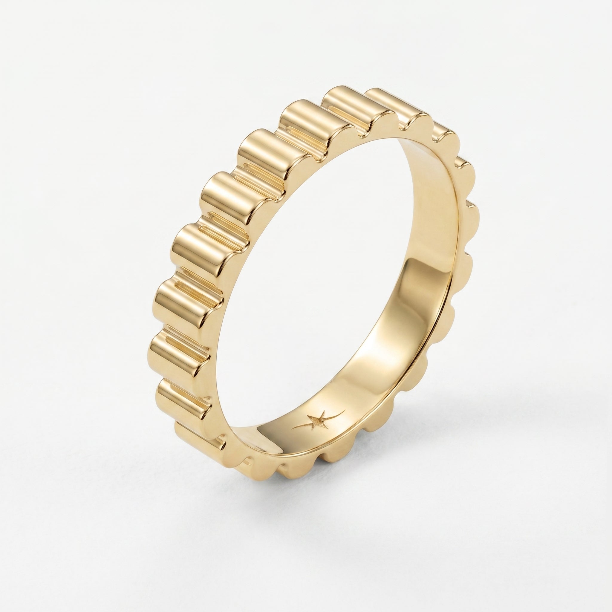 Fluted Wedding Metal Band