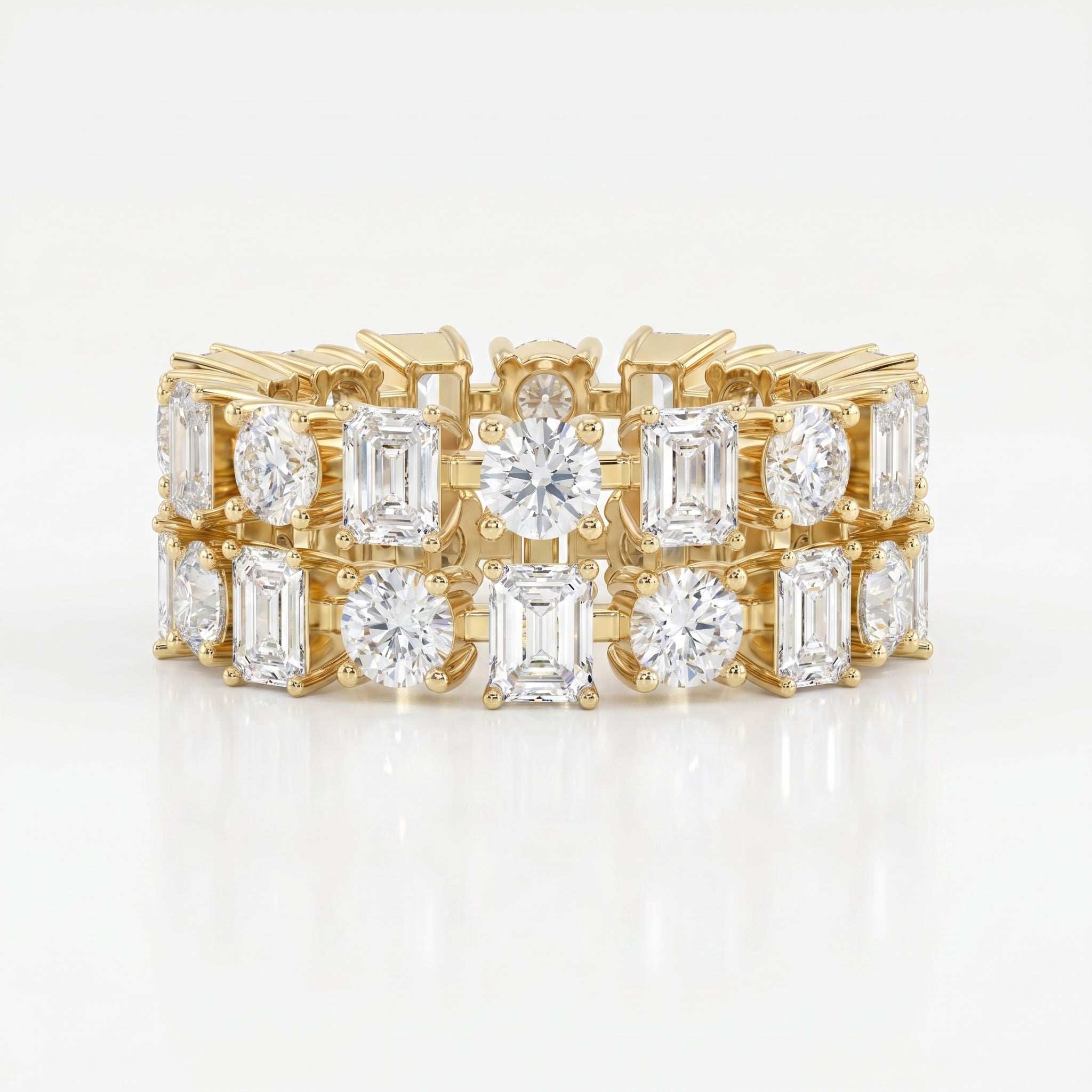 Uniqe Statement Wide Round & Emerald Diamond Band