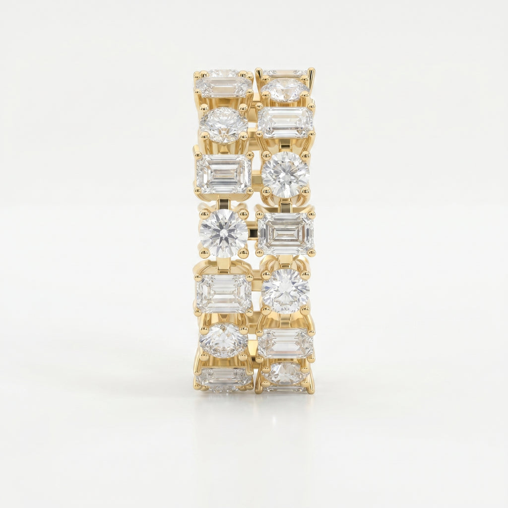 Uniqe Statement Wide Round & Emerald Diamond Band