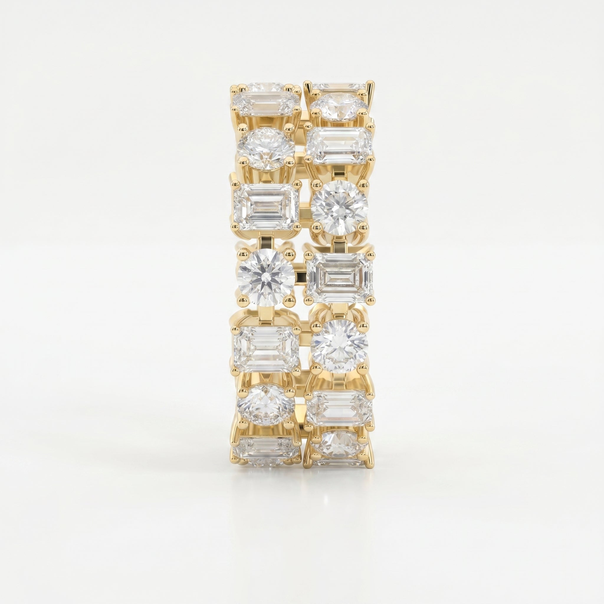 Uniqe Statement Wide Round & Emerald Diamond Band