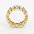 Uniqe Statement Wide Round & Emerald Diamond Band