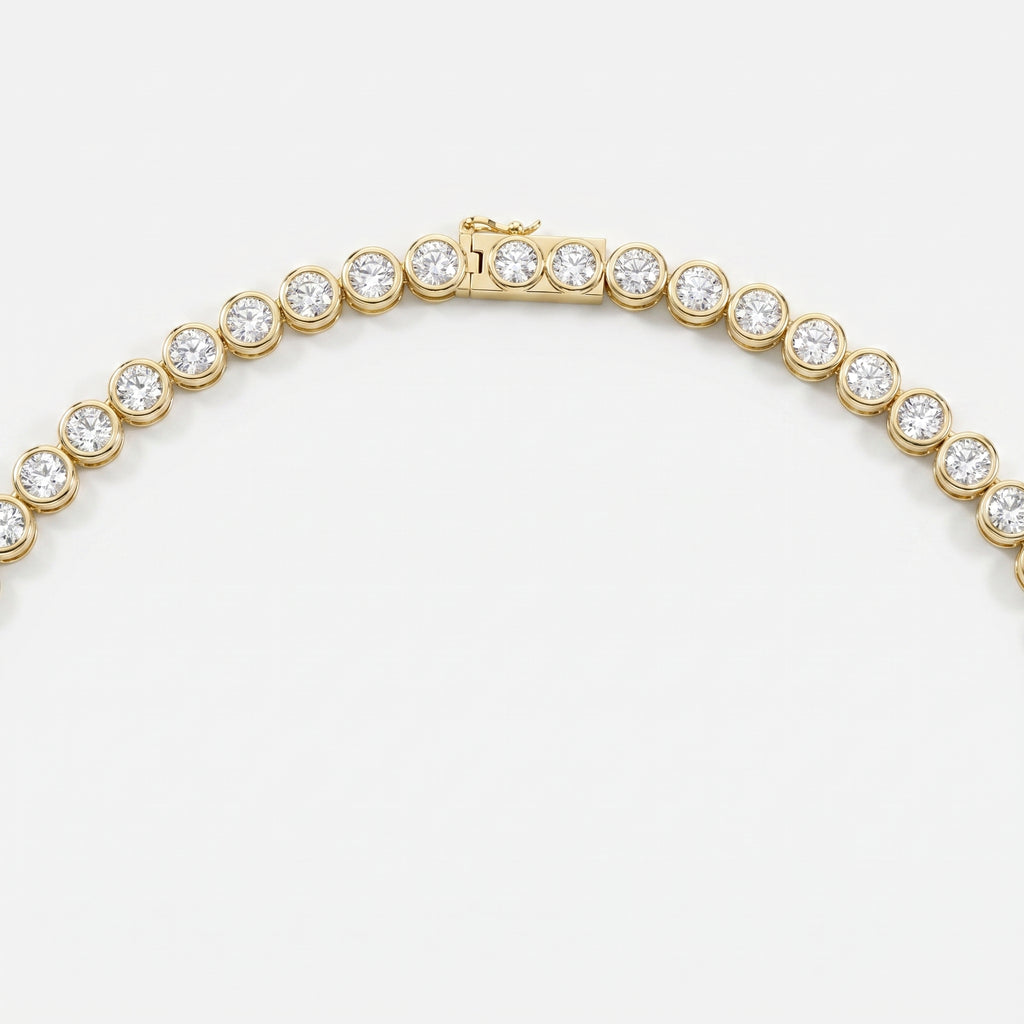 Experience timeless sparkle Round Diamond Tennis Necklace