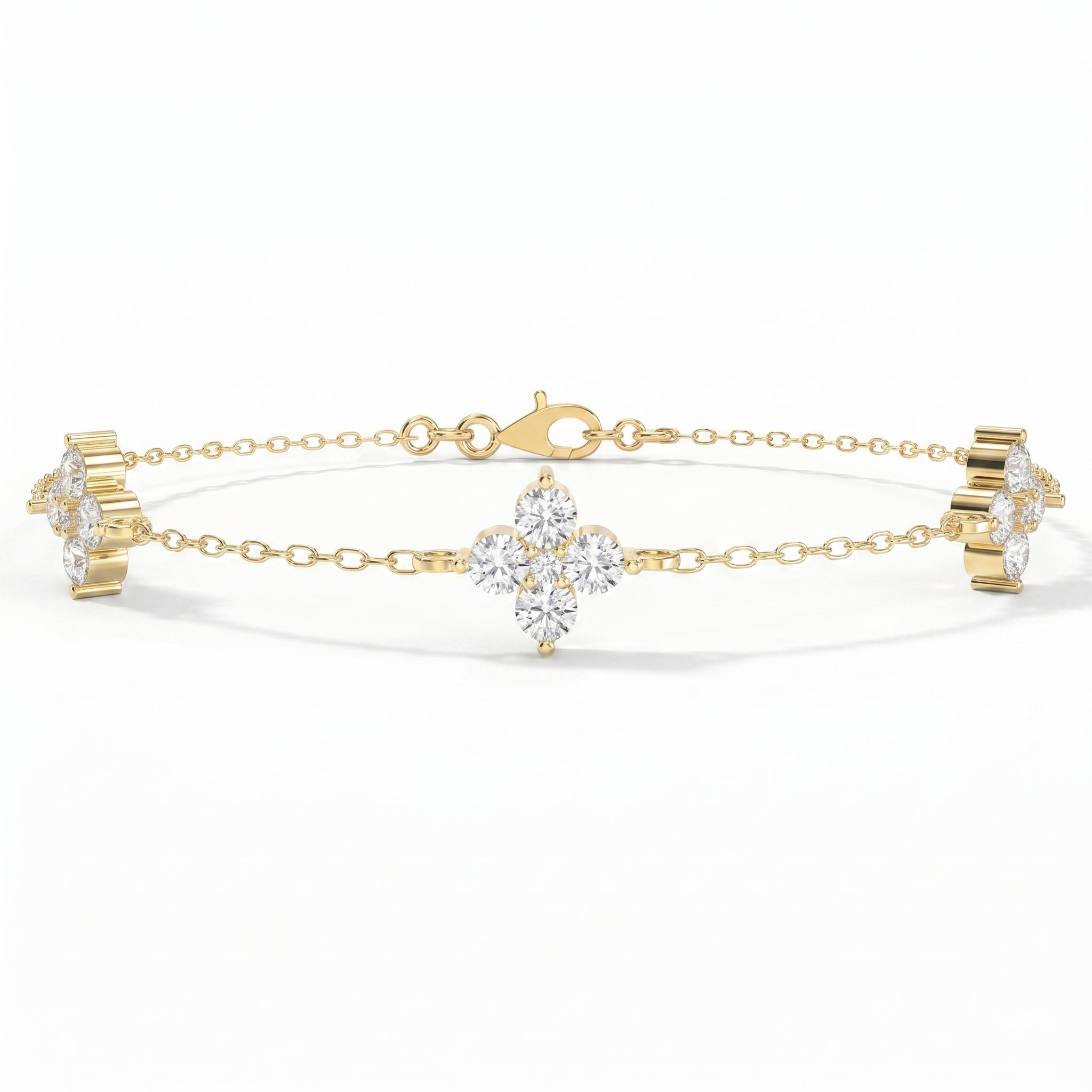 Verdant Bloom Clover Round Diamond Chain Bracelet