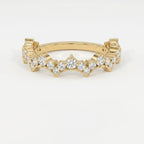 Round Diamond Curved Design Band