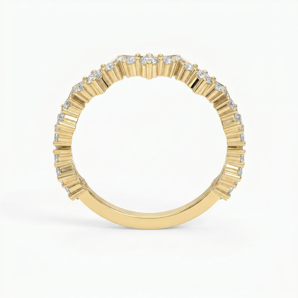 Round Diamond Curved Design Band