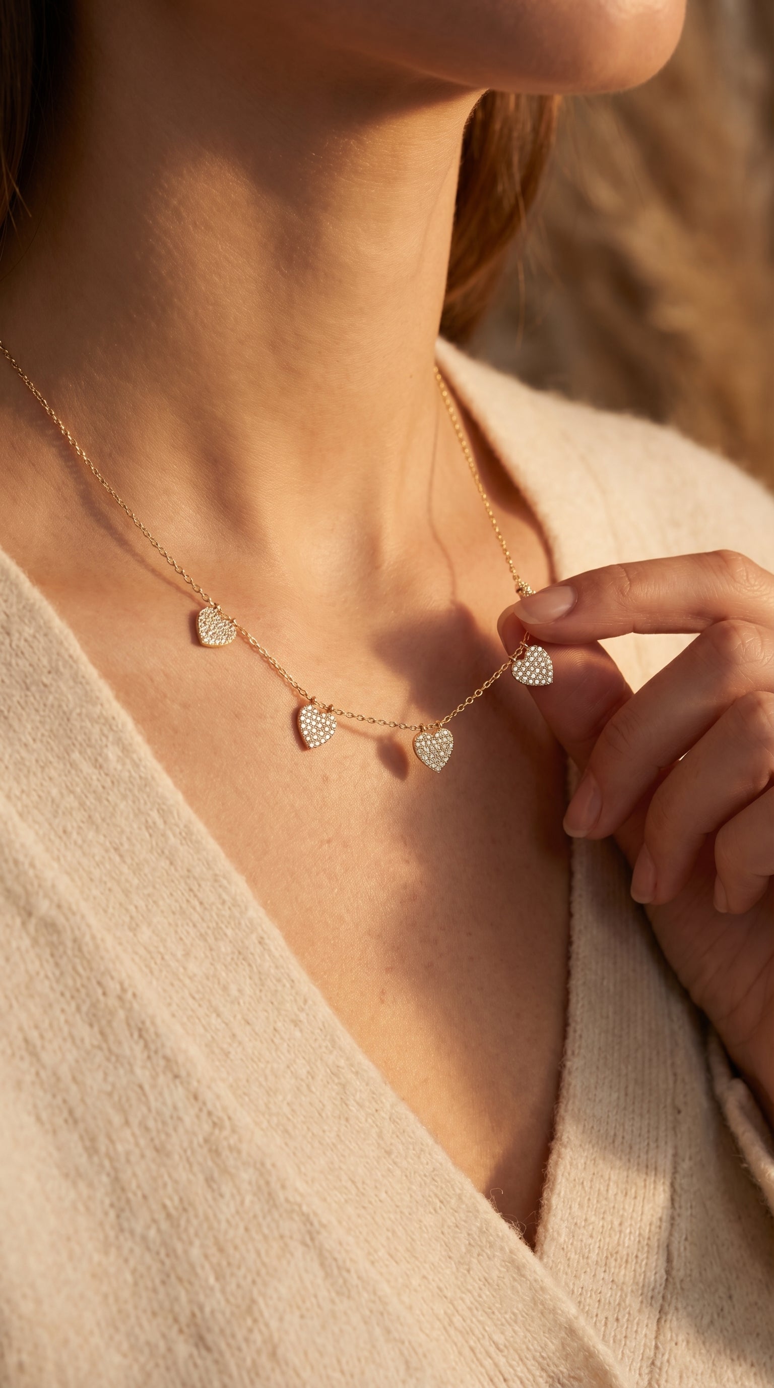 Five Hearts Dazzle Fashion Necklace