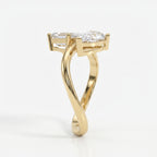 Toi et Moi  Emerald and Pear Shape Diamonds Fashion Ring