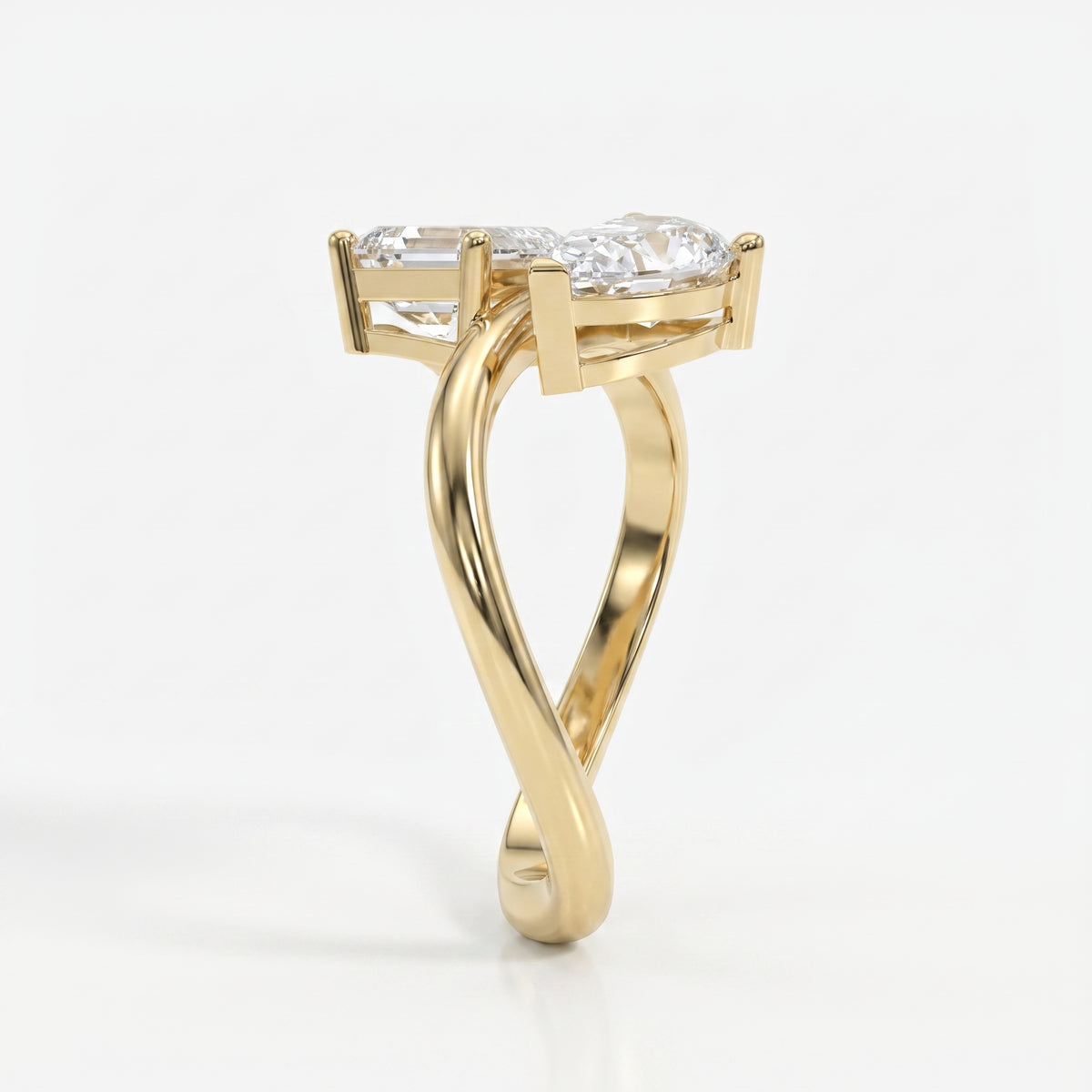 Toi et Moi  Emerald and Pear Shape Diamonds Fashion Ring