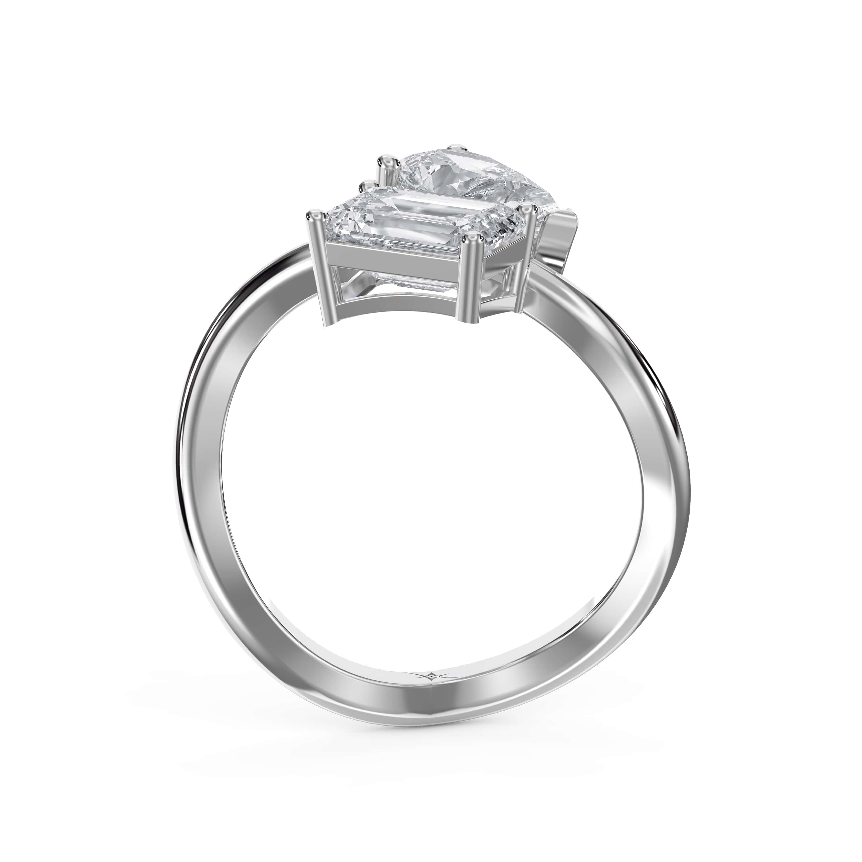 Toi et Moi  Emerald and Pear Shape Diamonds Fashion Ring