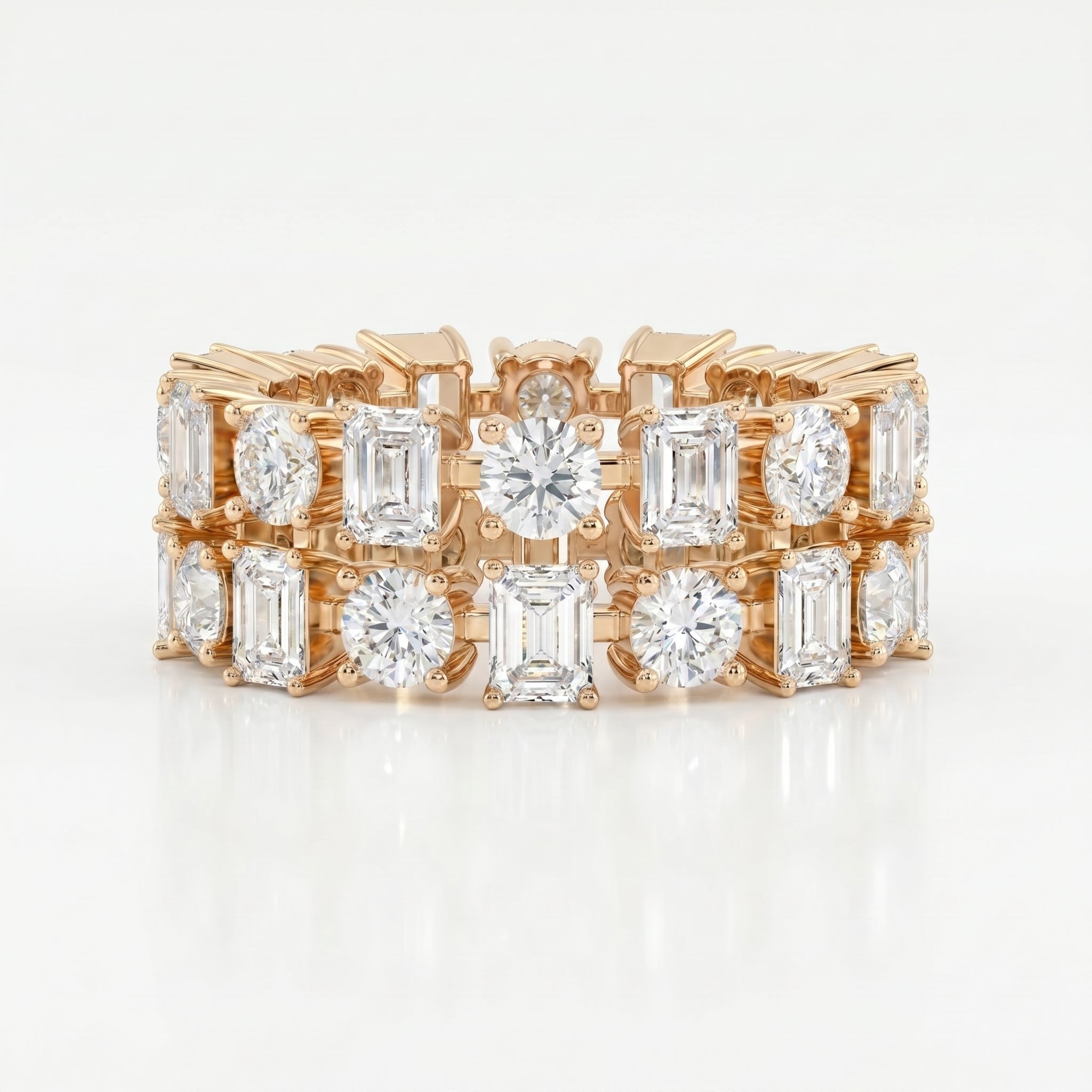 Uniqe Statement Wide Round & Emerald Diamond Band