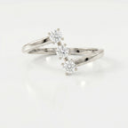 Modern Split Shank Three Stone Round Diamond Curved Ring