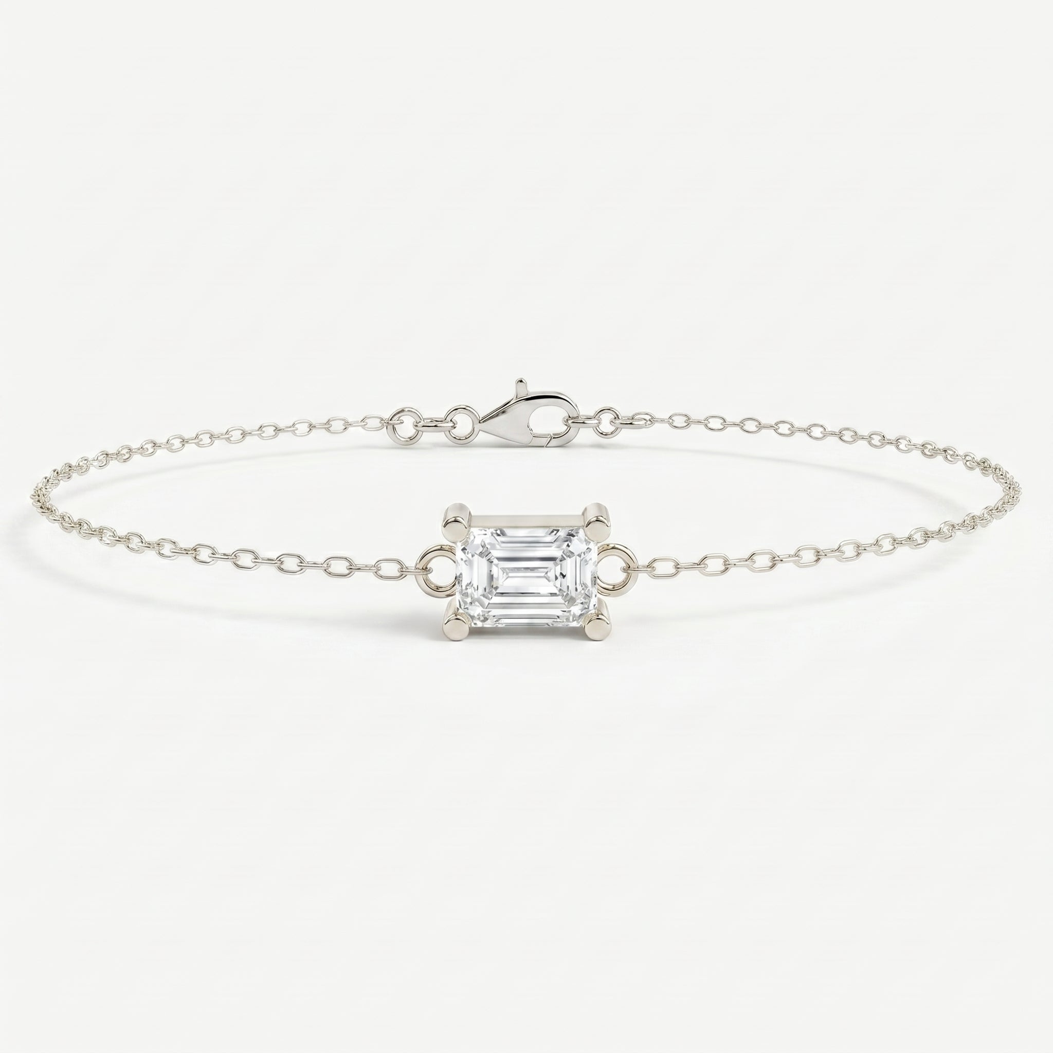 Luminous Emerald Diamond Link Chain Bracelet