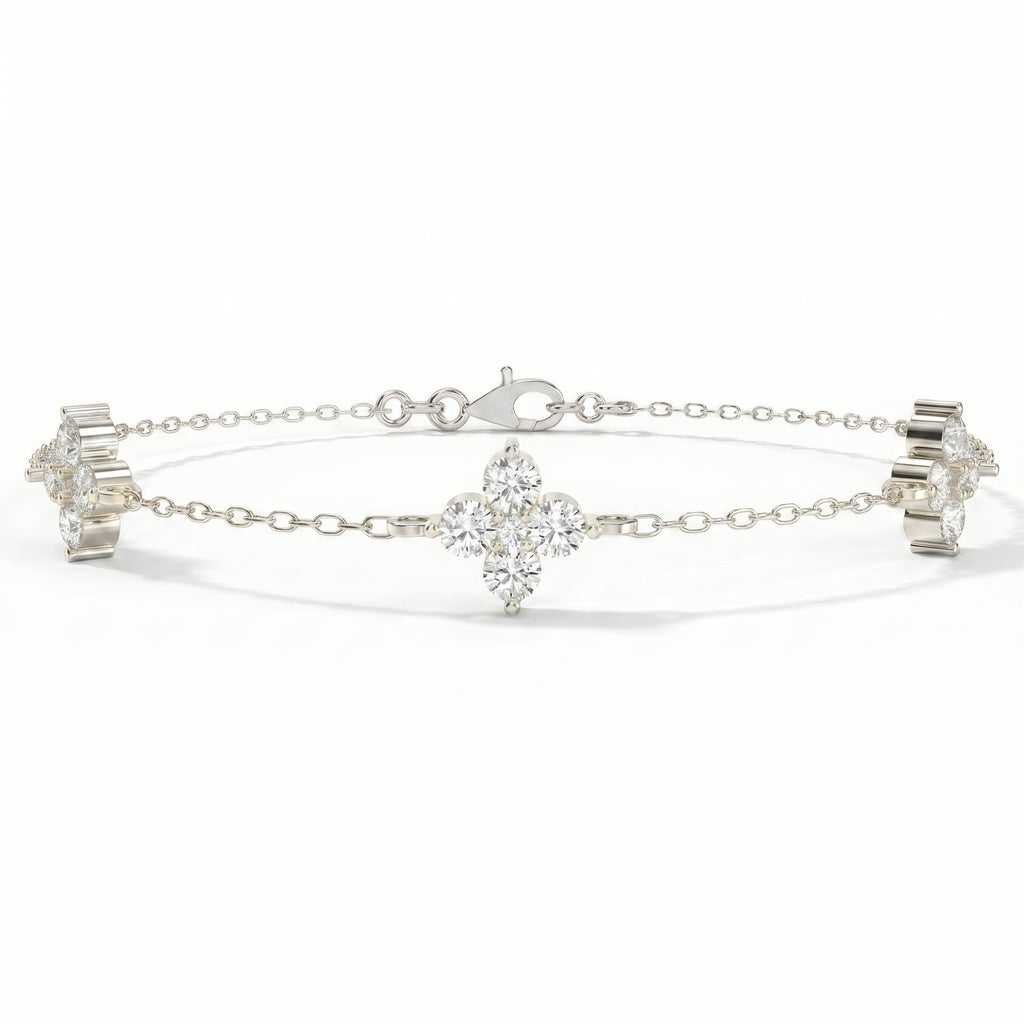Verdant Bloom Clover Round Diamond Chain Bracelet