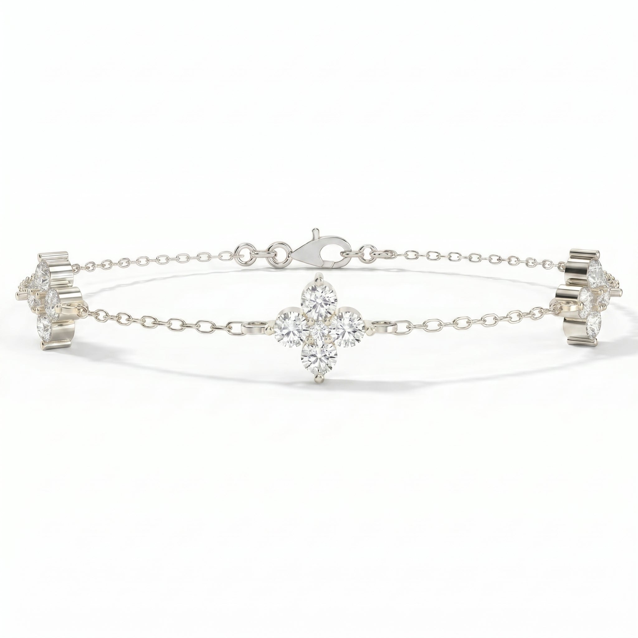 Verdant Bloom Clover Round Diamond Chain Bracelet