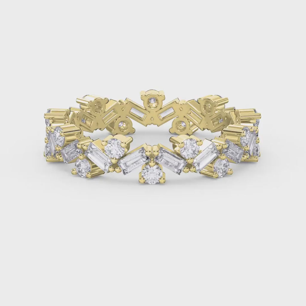 Alternating Baguette & Round Diamond Design Ring
